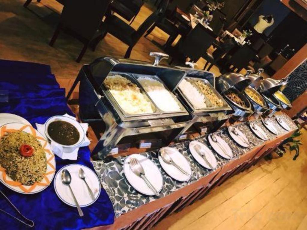 Hotel Tower Inn, Chittagong Esterno foto